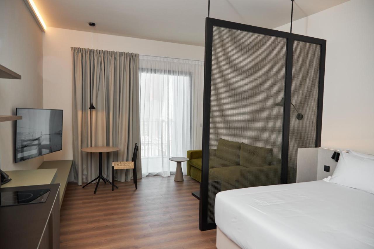Alinea Primo Historic Center Aparthotel ลิมาซอล ภายนอก รูปภาพ