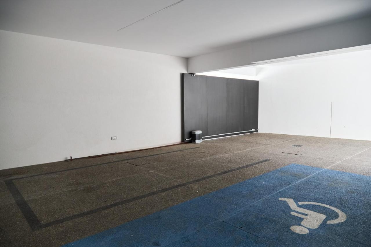 Alinea Primo Historic Center Aparthotel ลิมาซอล ภายนอก รูปภาพ